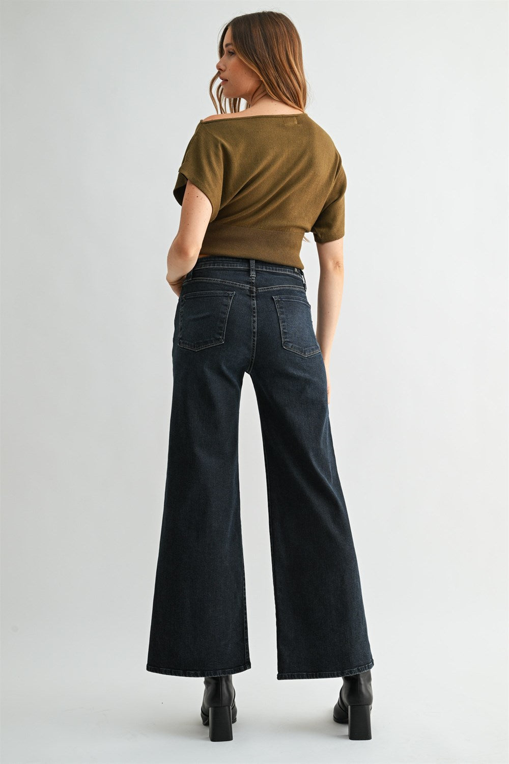Pipa Superwide Jean By Letter to Juliet in Blue Black