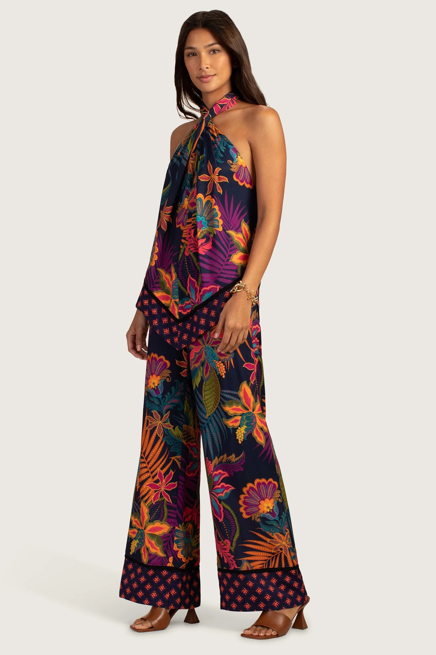 Long Weekend 3 Pant by Trina Turk