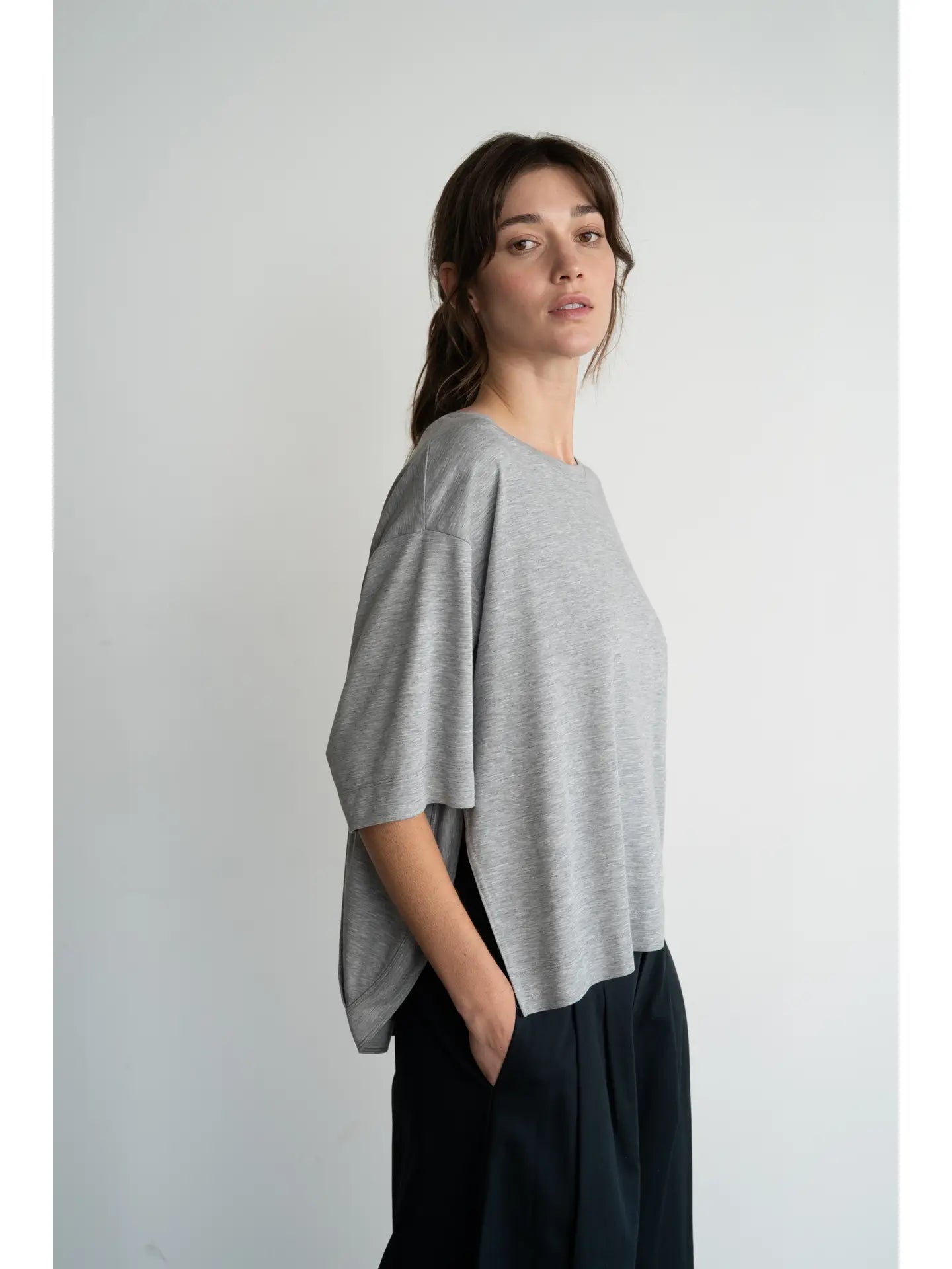 Relaxed Modern Hem Top by elle grey in Heather Grey