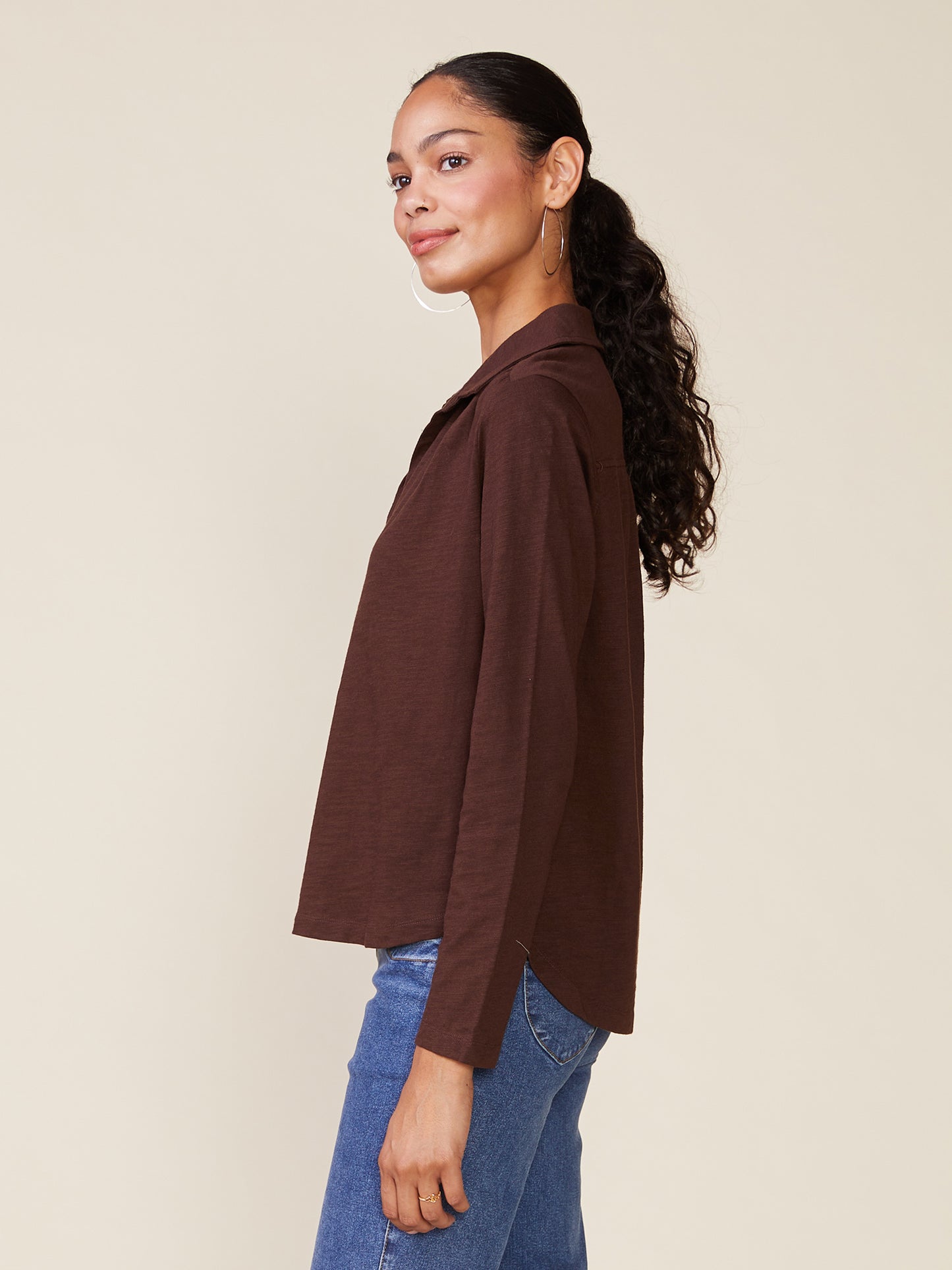 Dylan Popover Henley by ANTHEM the label in Chocolate