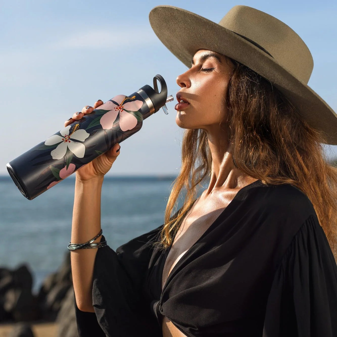 Aloalo 25oz. Insulated Water Bottle by My Bougie Bottle