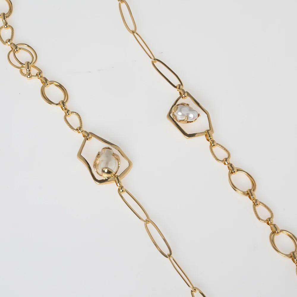 Belle Chanel Necklace by Kalliope Jewelry in Creamrose Light Pearl