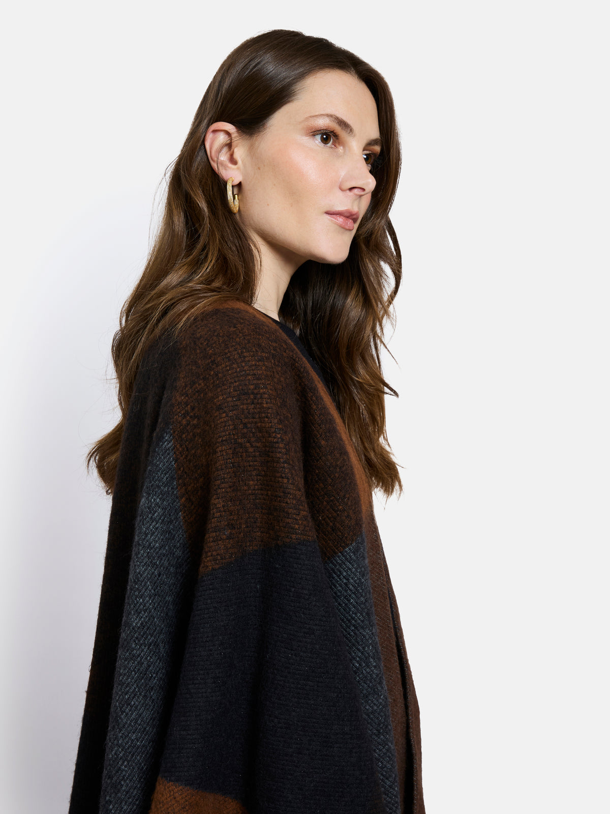 Chantilly Open Poncho by Maison Lurex in Grey/Brown
