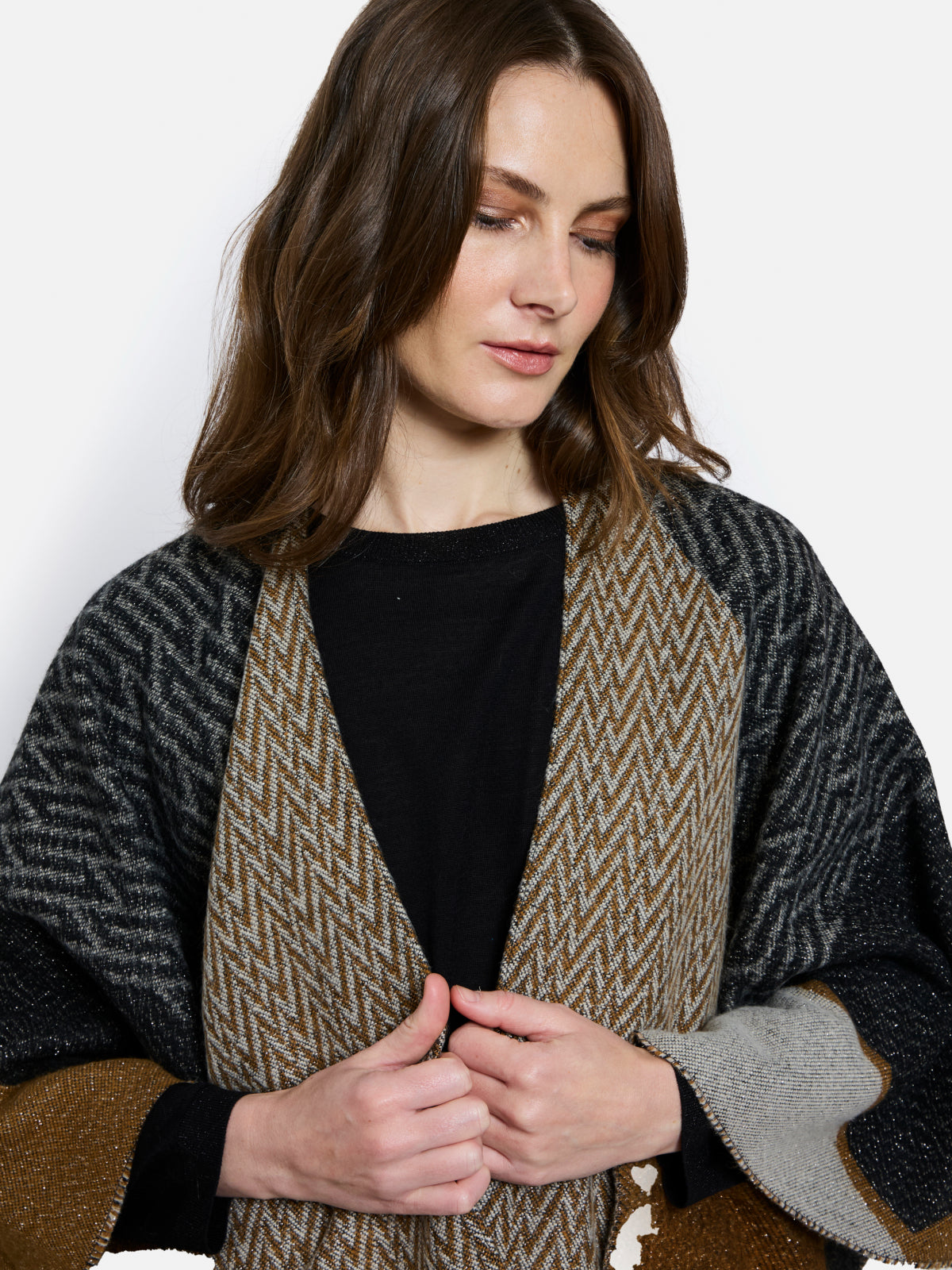 Chantilly Open Poncho by Maison Lurex in Grey/Brown