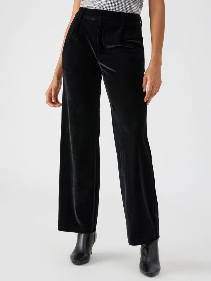 Faye Semi High Rise Velvet Trouser by Sanctuary in Black