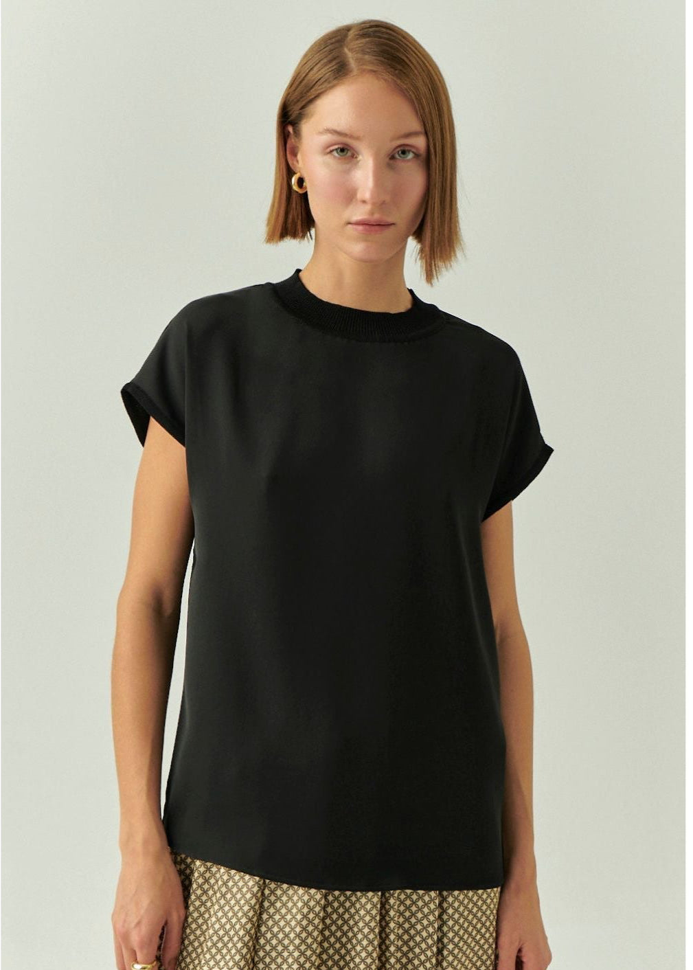 Nyomi Blouse by Exquise in Black
