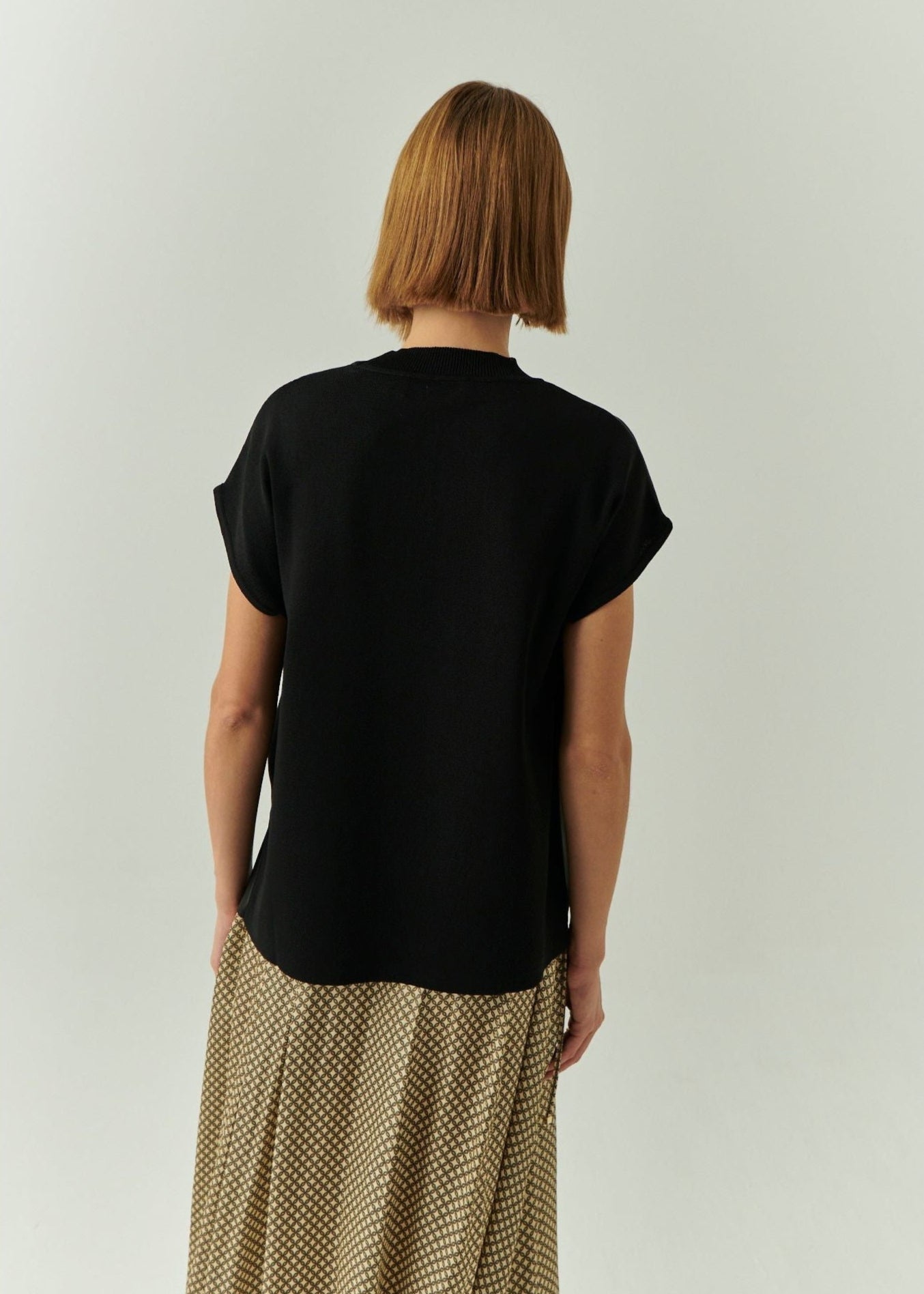 Nyomi Blouse by Exquise in Black