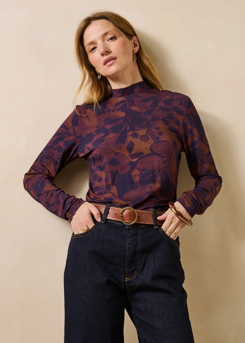 Top by La Fee Maraboutee in Viola/Tandoori