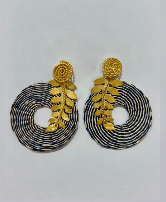 Iraca Palm Earrings by Ximena Castillo in Linen Black