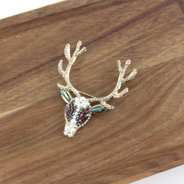 Reindeer Brooch by Pretty Persuasions in Green Pearl Rhinestones