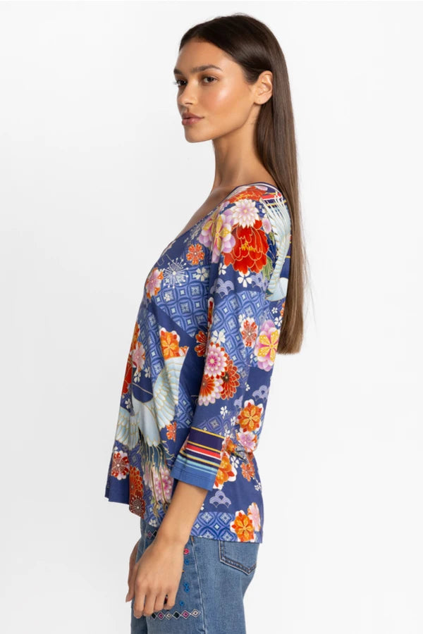 Pajaro Favorite 3/4 Sleeve V-Neck Tee by Johnny Was