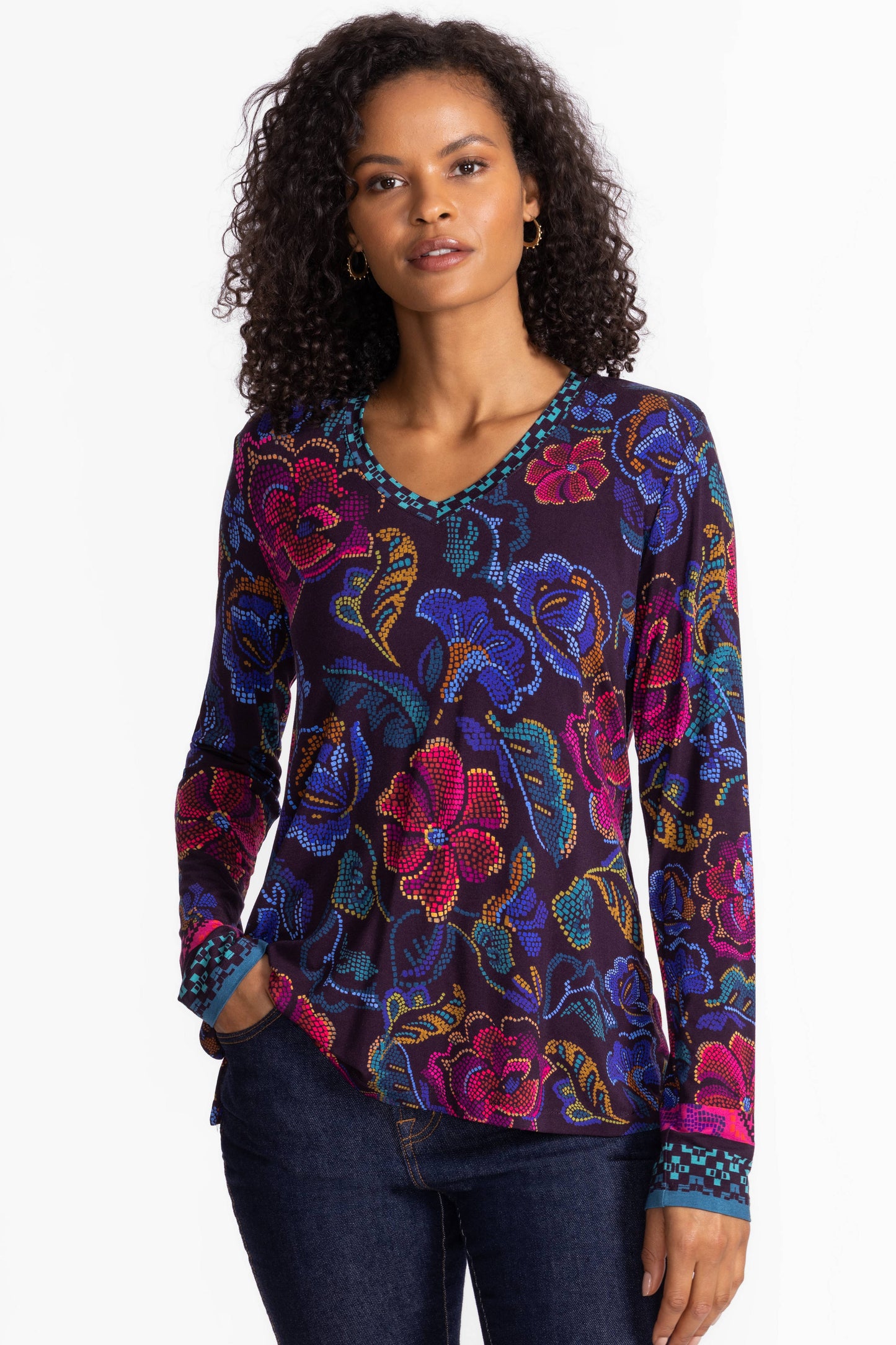 The Janie Favorite Long Sleeve V-Neck Swing Tee by Johnny Was in Aphaia