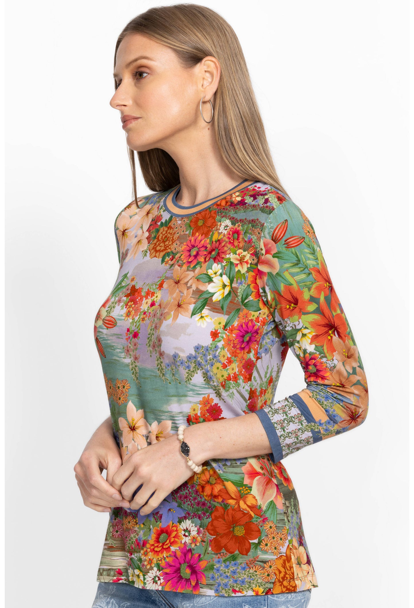 The Janie Favorite 3/4 Sleeve Crew Neck Tee in Asteria