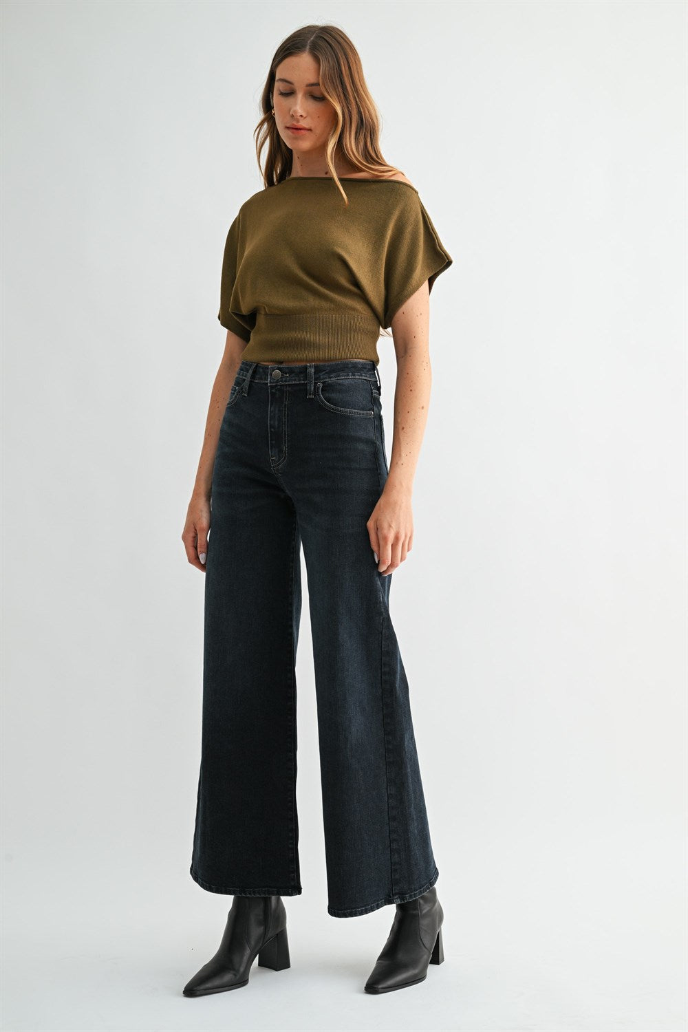 Pipa Superwide Jean By Letter to Juliet in Blue Black
