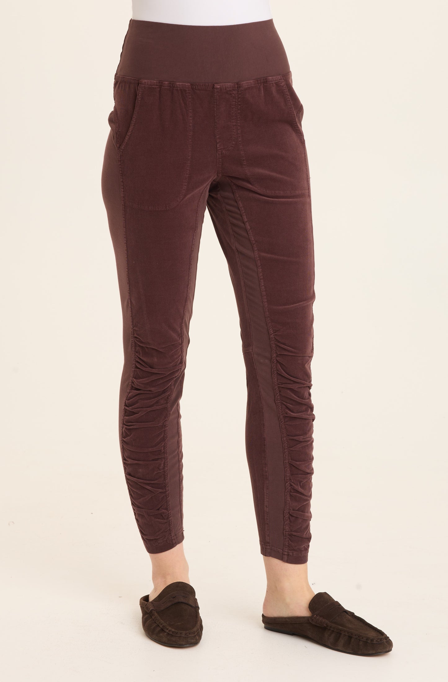 Cord Penny Legging by Wearables in Belge