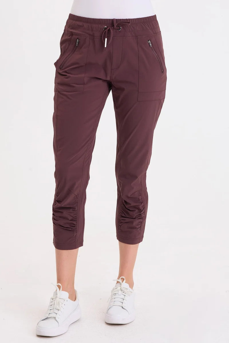 Rhodes Legging by Wearables in Vixen