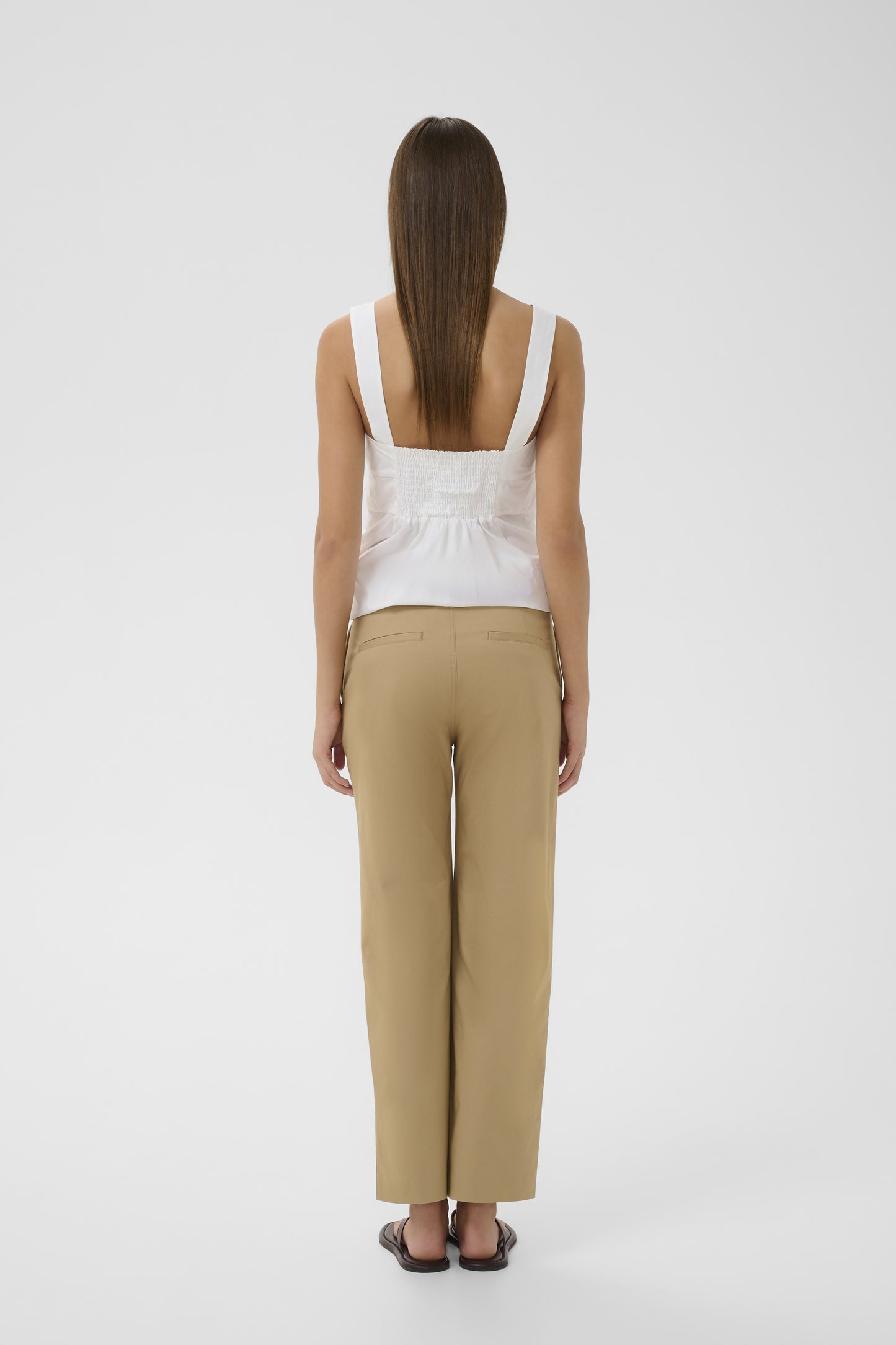 Elvia Cropped Pants by InWear in Latte