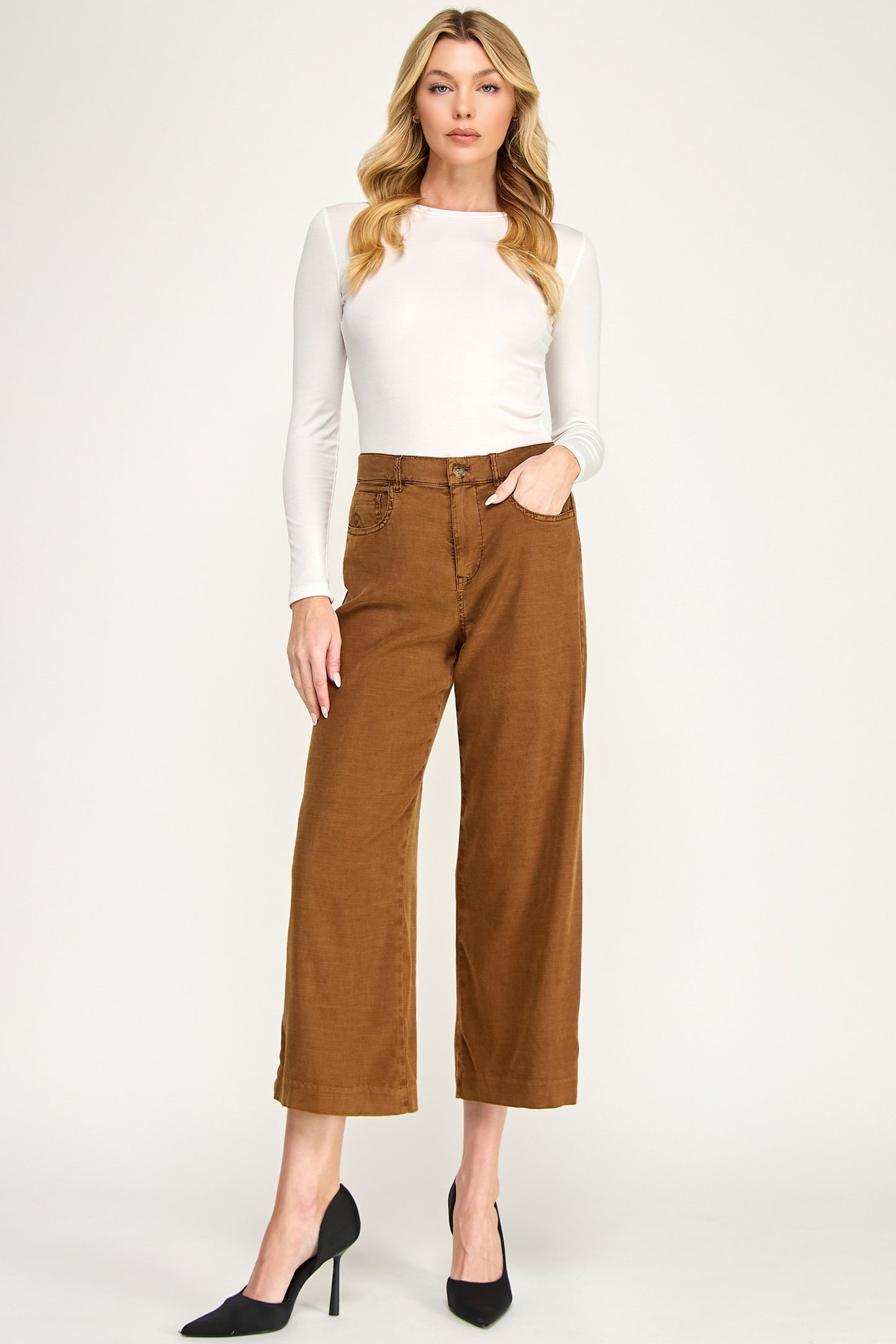 Annabelle Crop Wide Leg Pant by Level 99 in Caramel