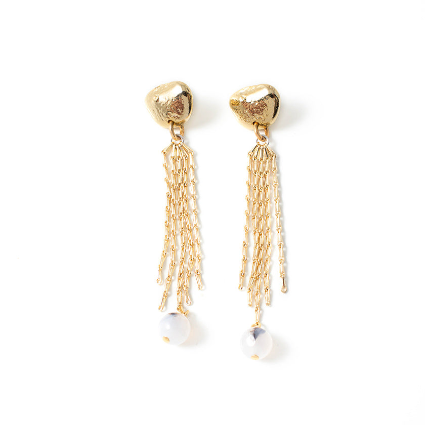 Narbonne Earring by Anne-Marie Chagnon in Shiny Gold & Quartz