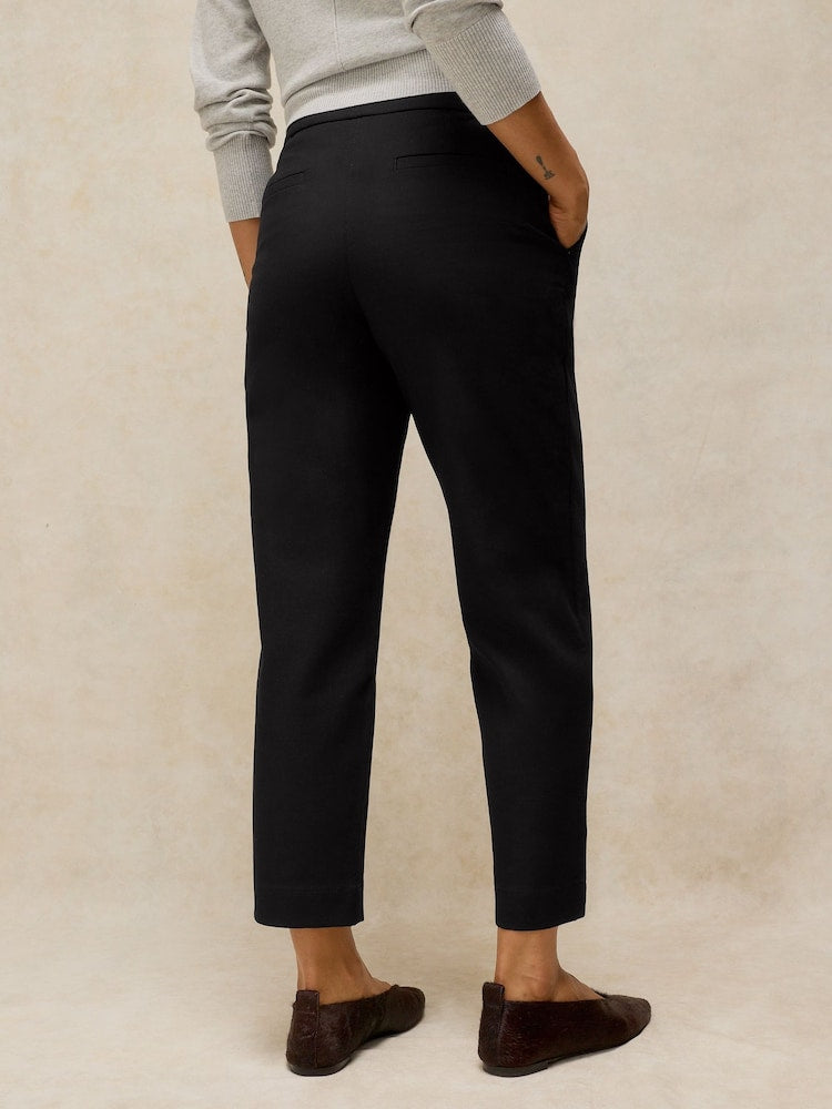 Illy Crop Straight Trouser by White Stuff in Pure Black