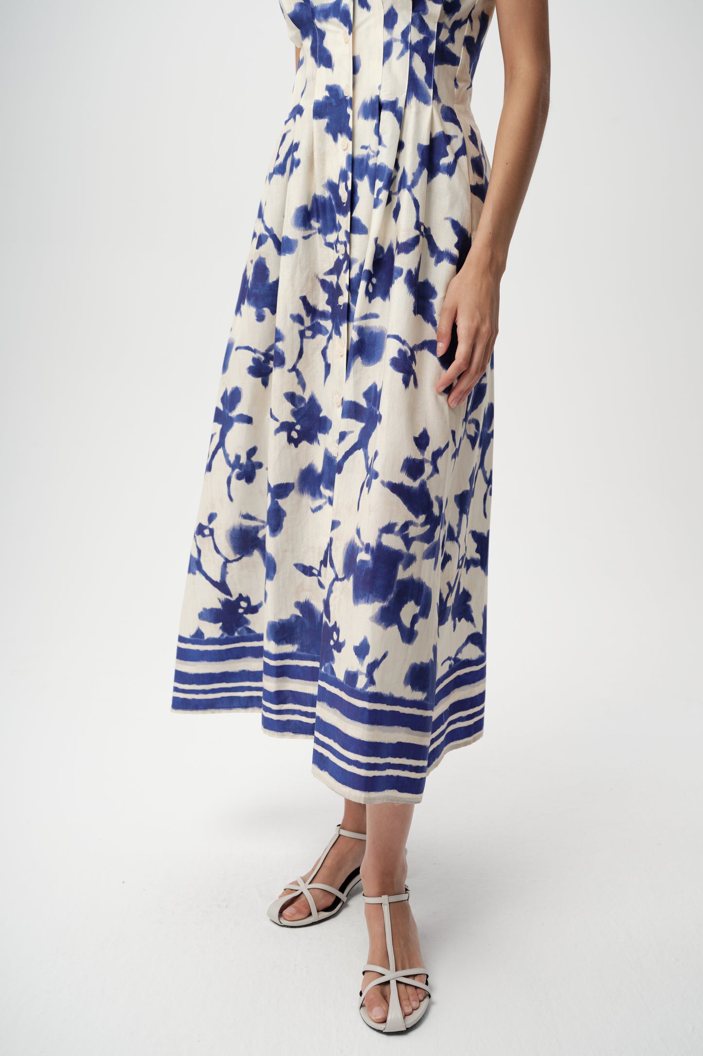 Zeta Dress by Exquise in Sax-Bone