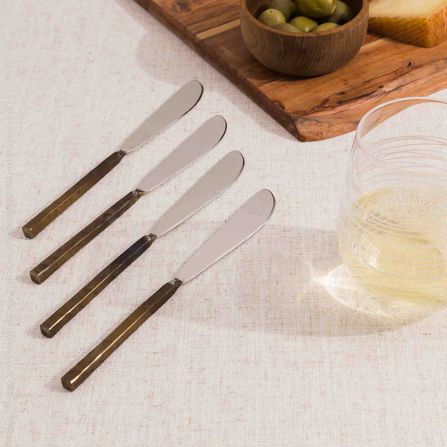 Rayburn™ spreaders by Design Ideas