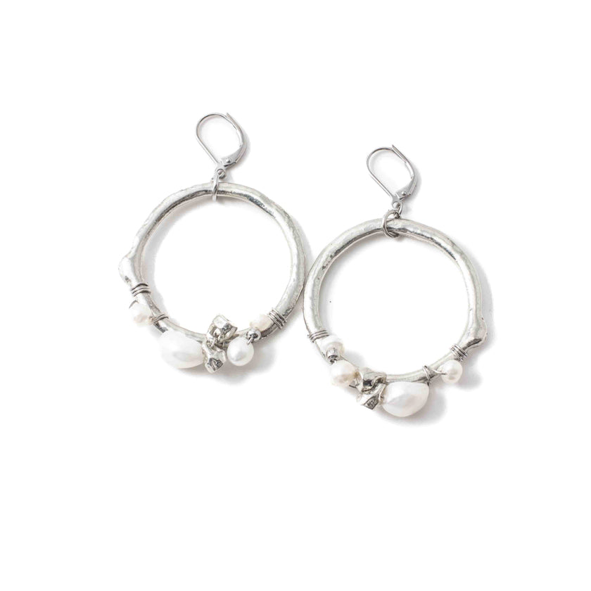 Vincent Earring by Anne-Marie Chagnon in Silvery