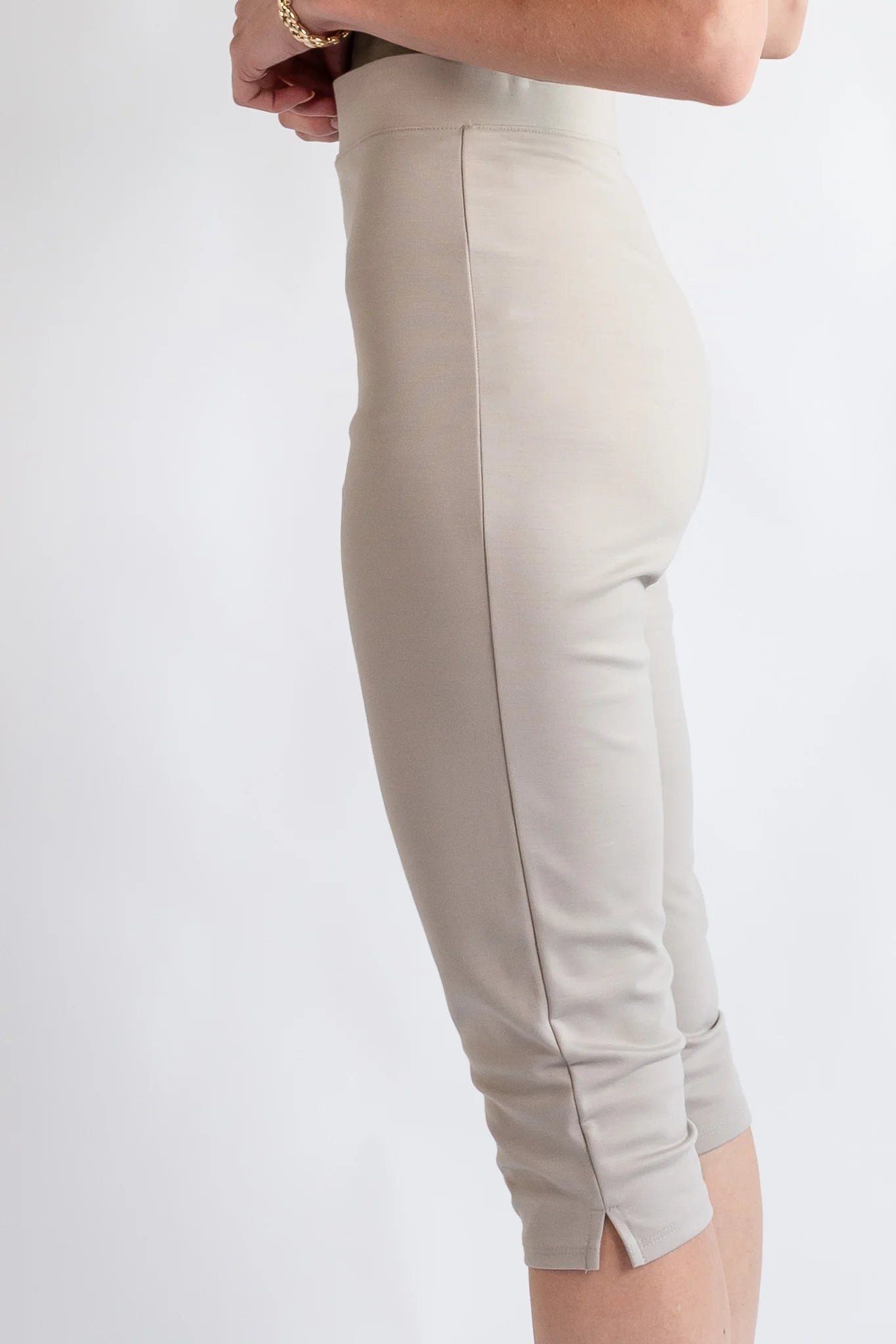Norma Capri by Revir in Stone