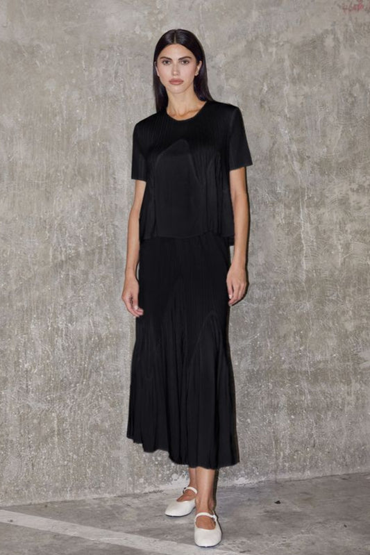 Miuna Wave Plisse Skirt by Wild Cosmos in Black