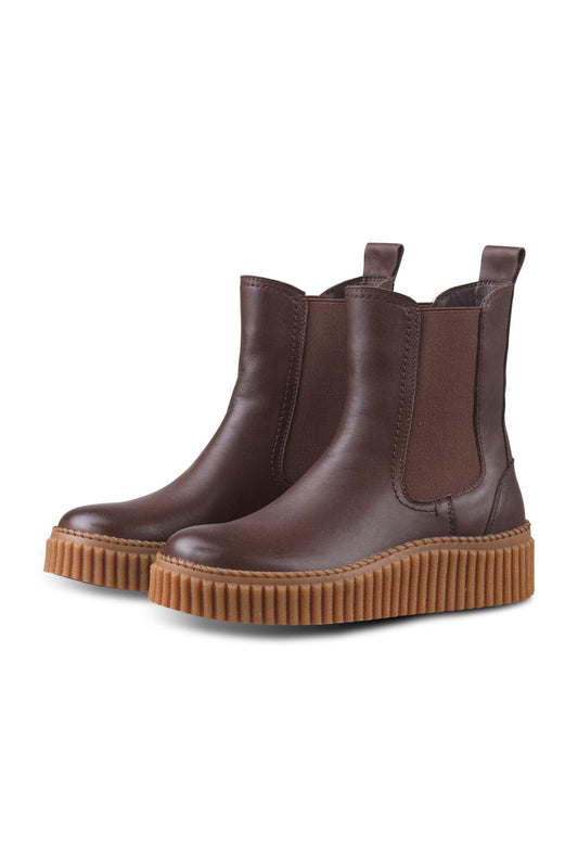 Chelseas Boot by Ilse Jacobsen in Brown