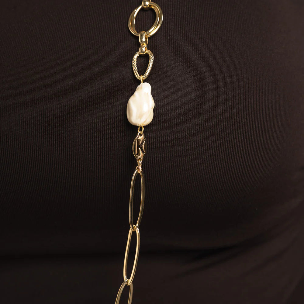 Swoon Chanel Necklace by Kalliope Jewelry in Creamrose Light Pearl