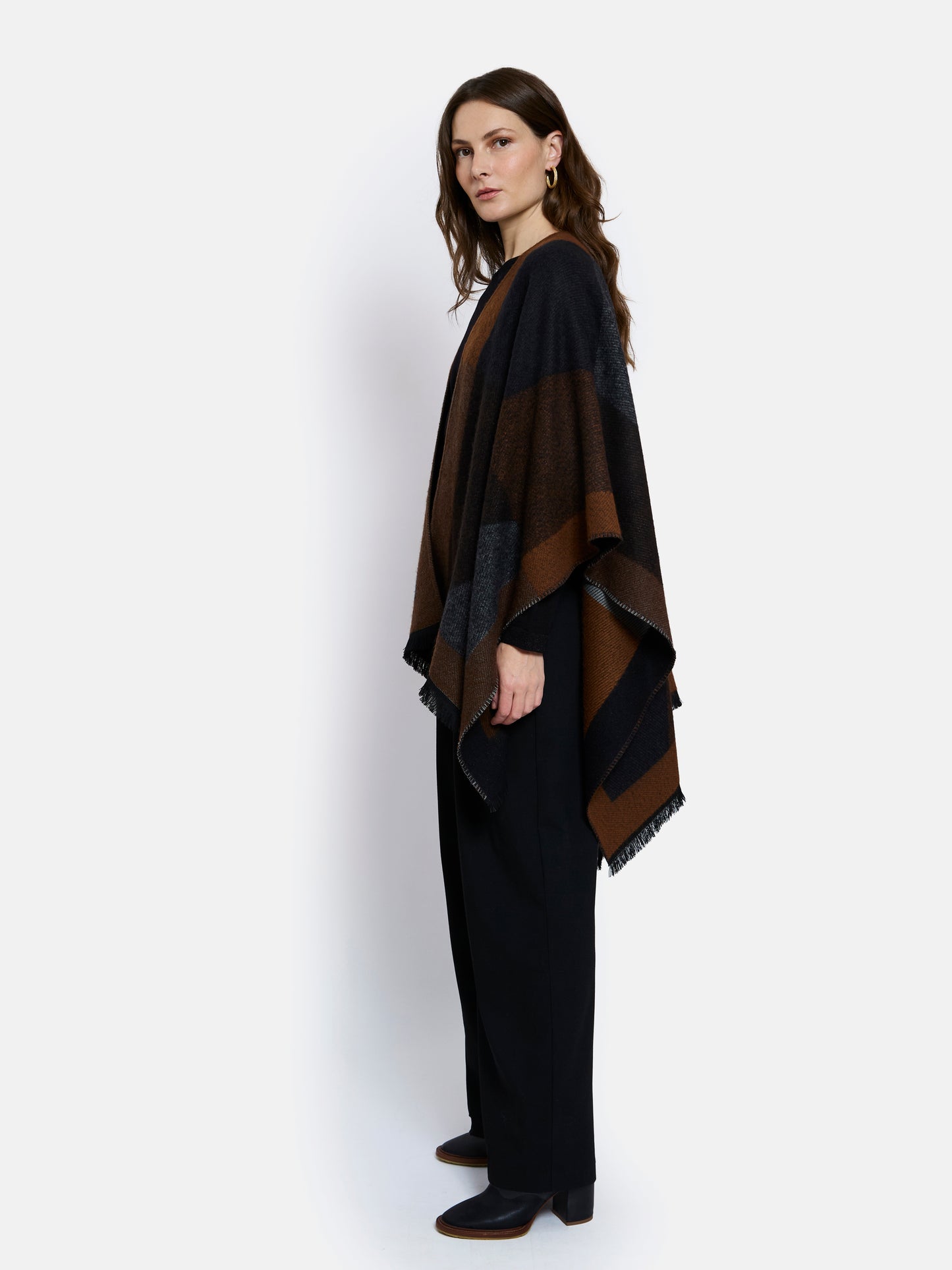 Chinon Open Poncho by Maison Lurex in Brown/Black