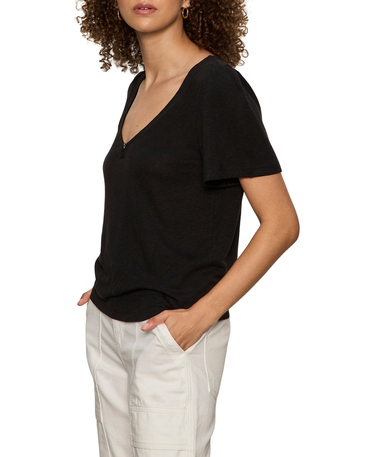 Keyhole Flutter Tee by Sanctuary in Black