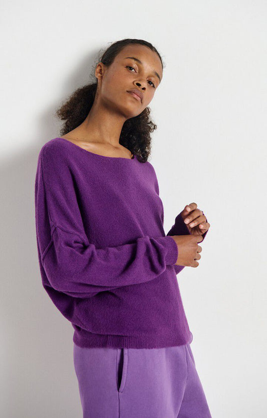 Damsville Sweater by American Vintage in Ultra Violet
