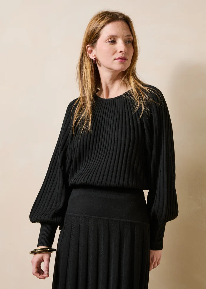 Sweater by La Fee Maraboutee in Black