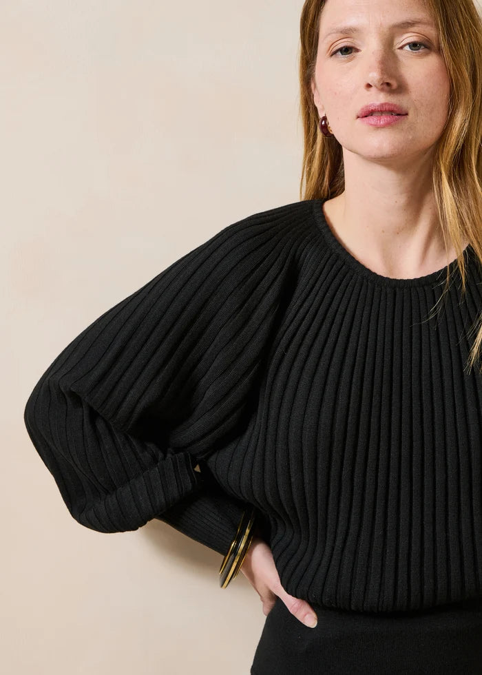 Sweater by La Fee Maraboutee in Black