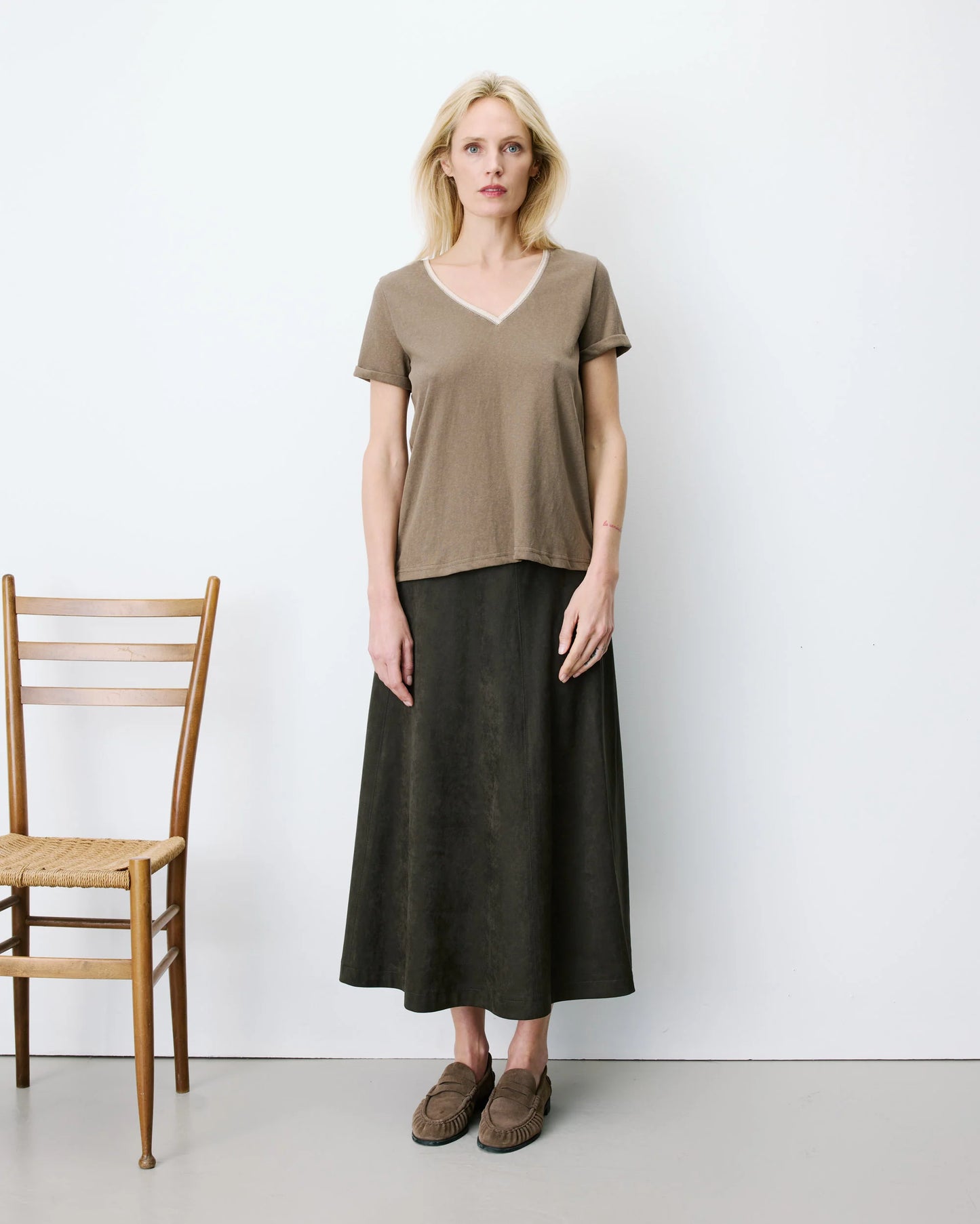 Aurelien T-Shirt by Grace & Mila in Khaki