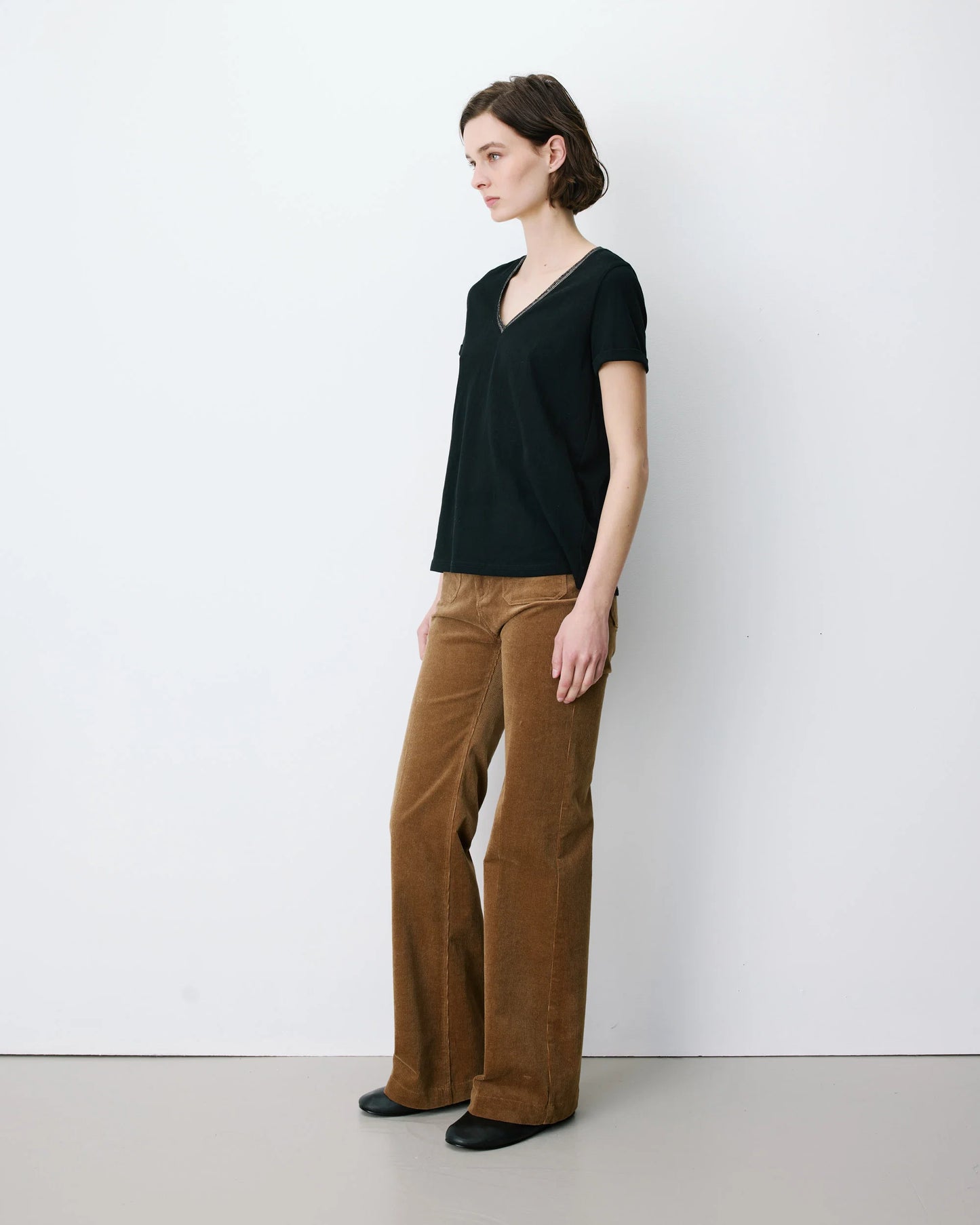 Aurelien T-Shirt by Grace & Mila in Noir