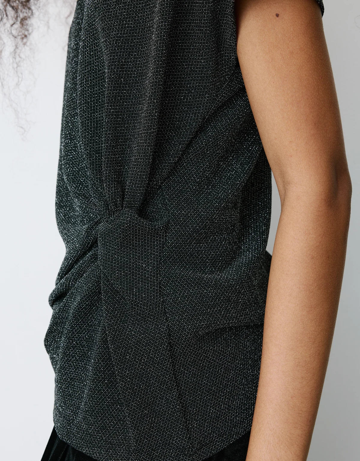 Baly T-Shirt by Grace & Mila in Silver