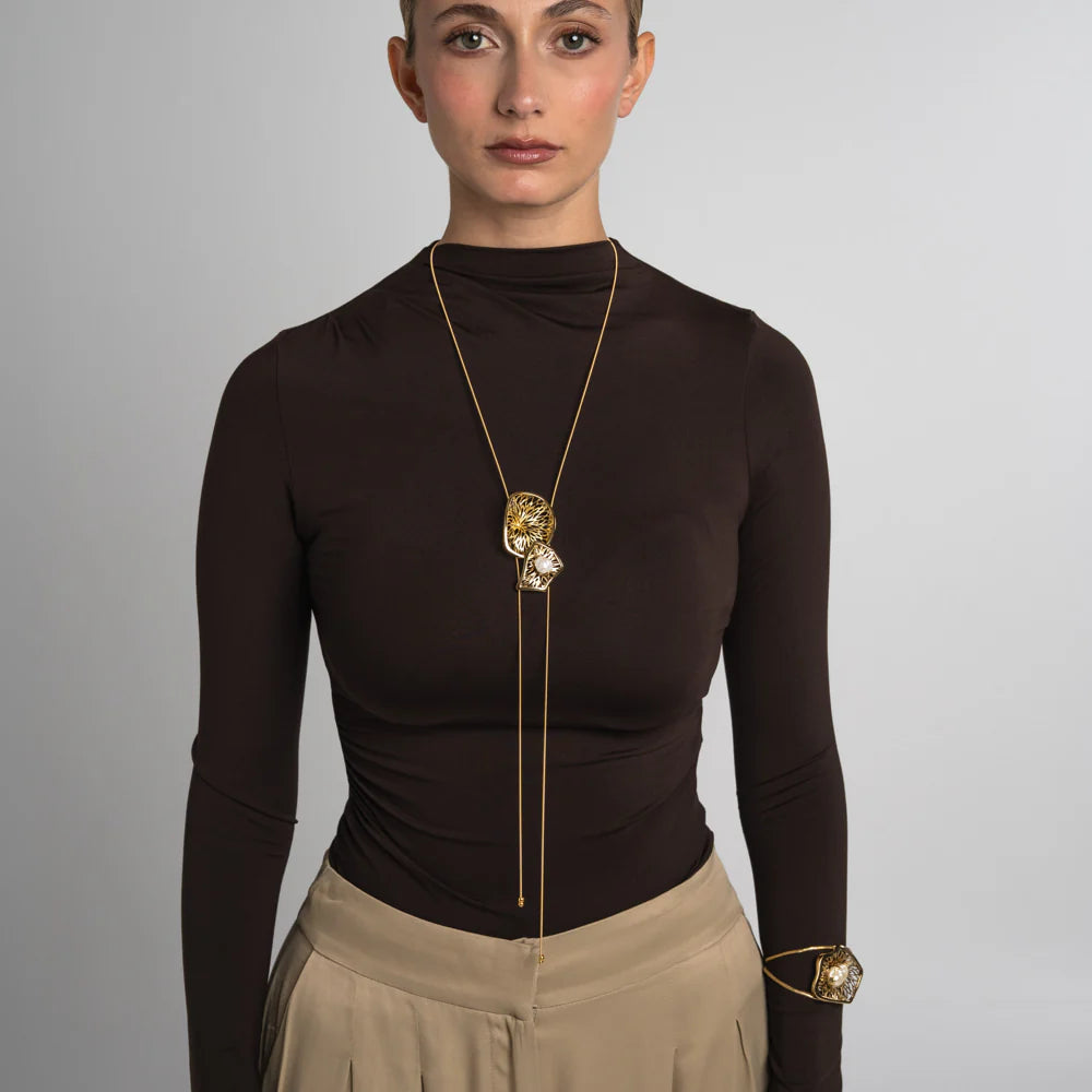 Lonng Lore Necklace by Kalliope Jewelry in Creamrose Light Pearl