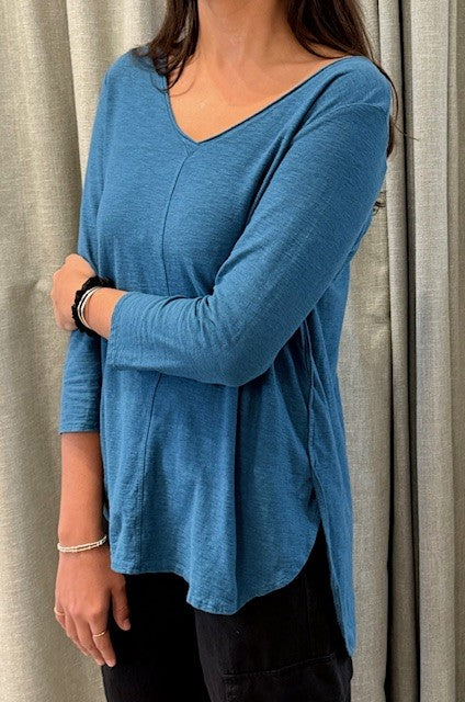 3/4 Sleeve V-Neck Tee by Cut Loose in Peacock