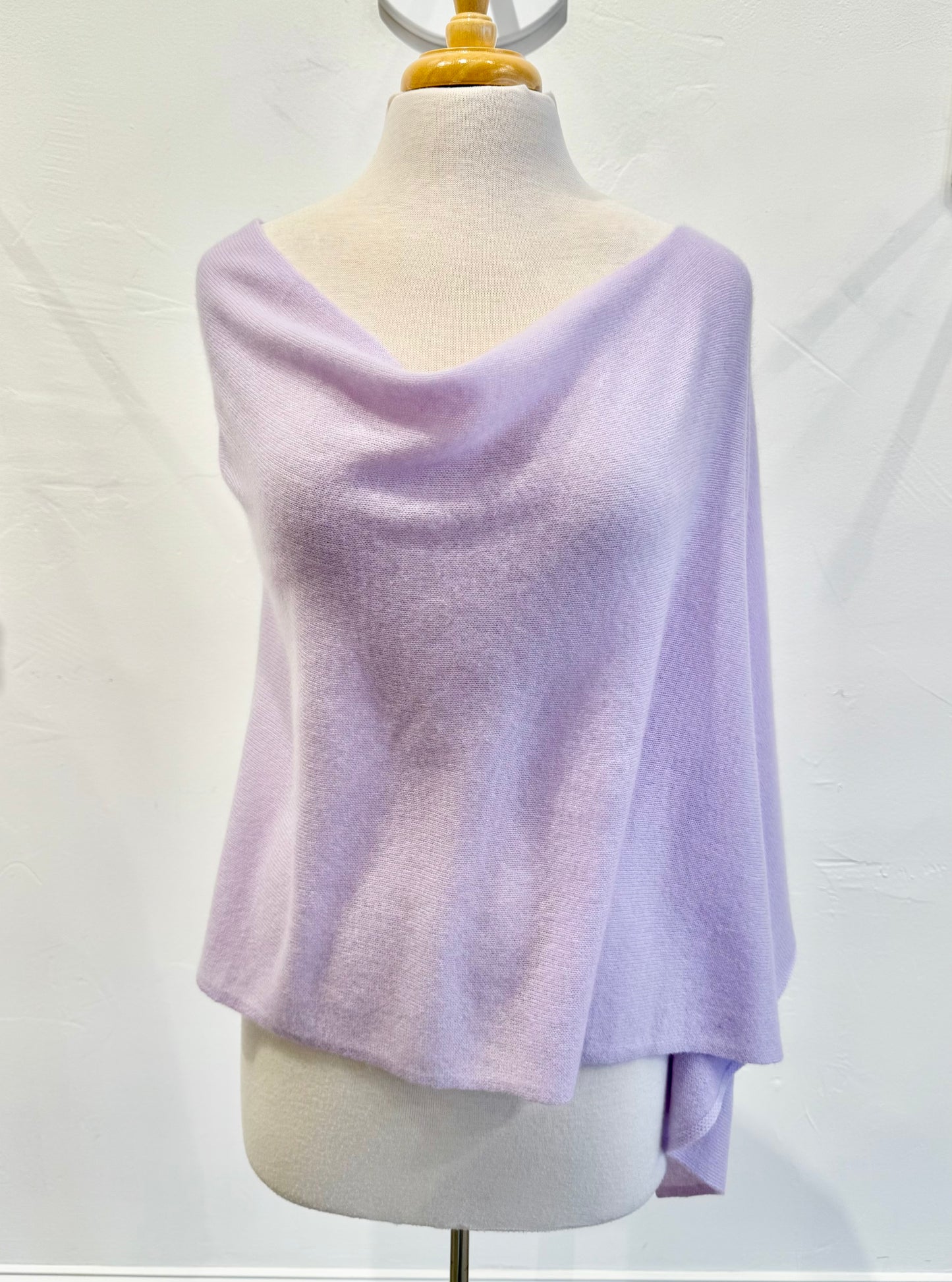 Topper by InCashmere in Candy Lilac