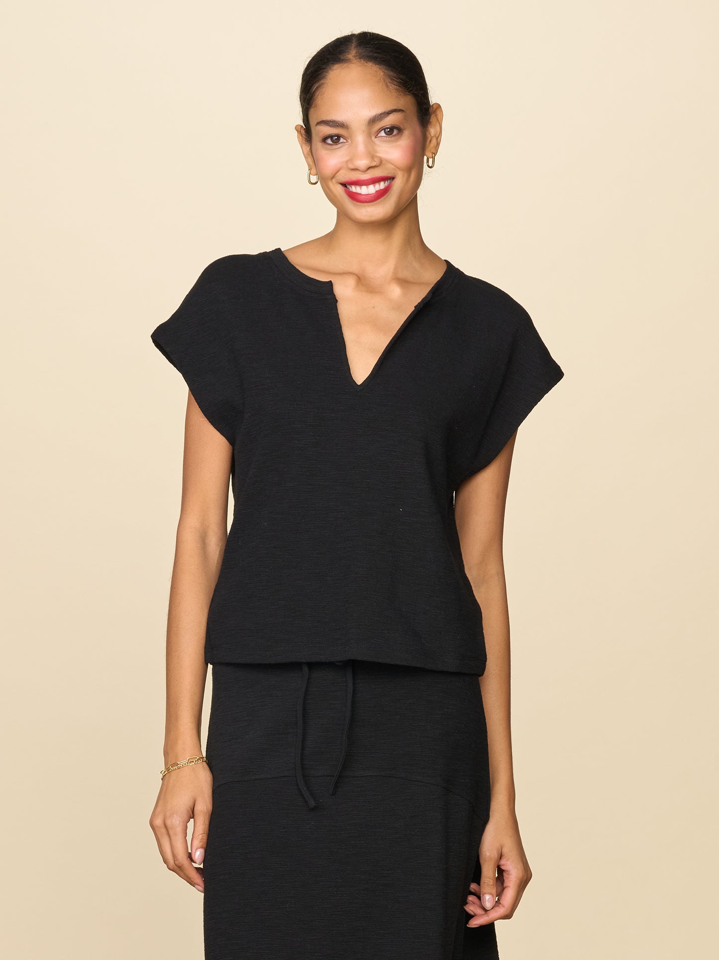 Front Notch Textured Knit Tee by ANTHEM the Label in Black