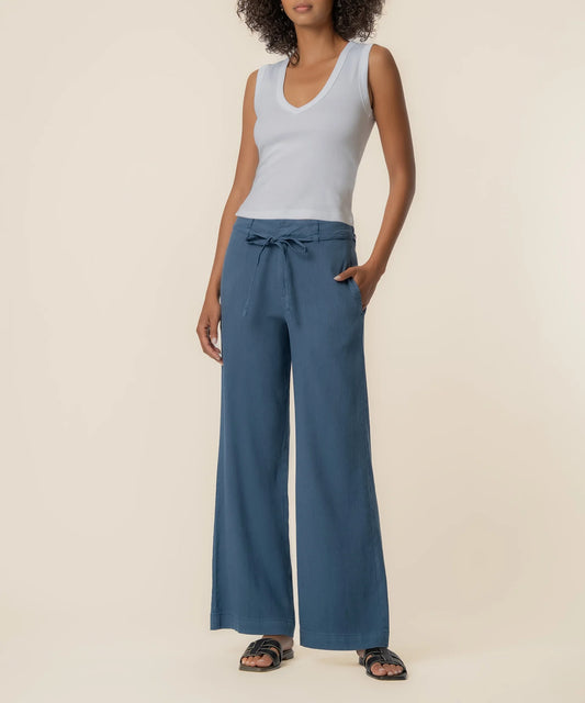 Meg Linen Wide Leg Pant with Seam Pocket by Kut from the Kloth in Coastal Blue