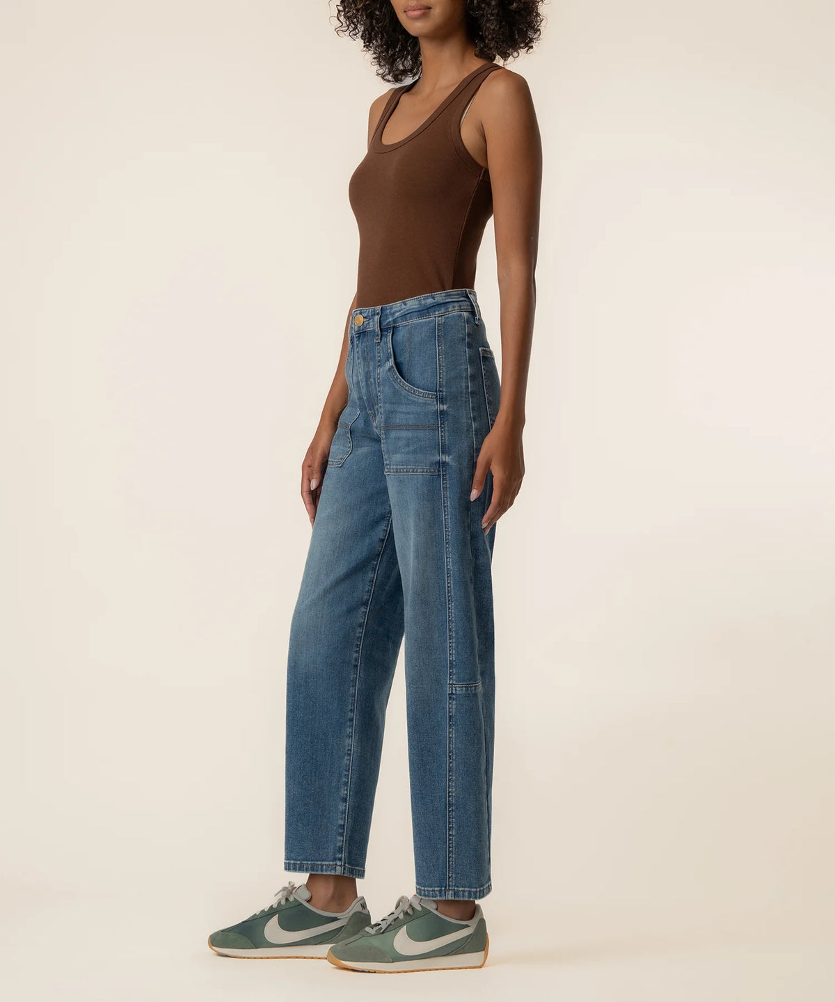 Ashton High Rise Relaxed Leg Pant by Kut from the Kloth in Author Wash