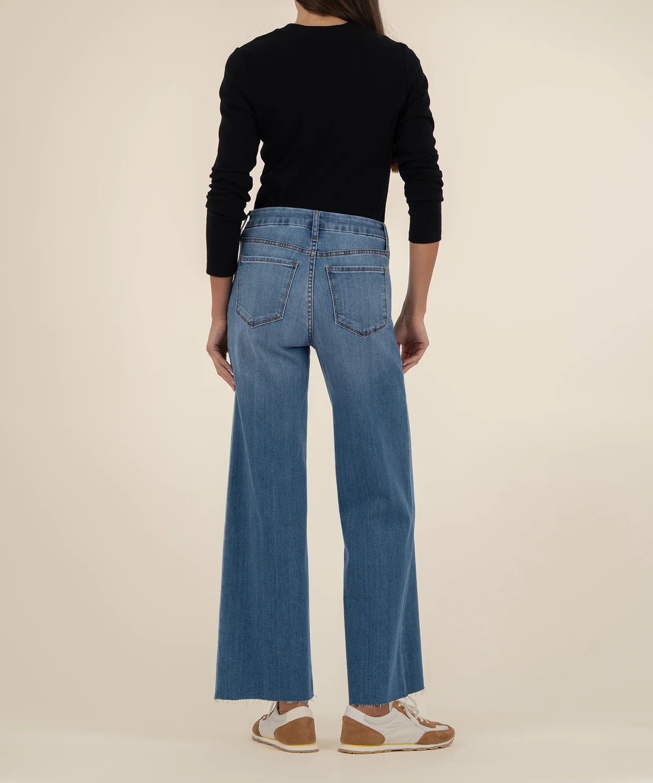 Meg High Rise Wide Leg Raw Hem Jeans by Kut from the Kloth in Earn