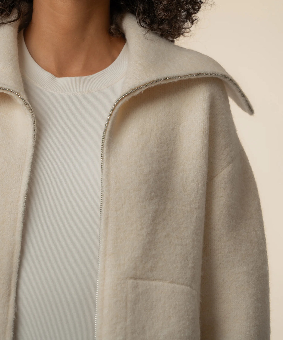 Rue Zip-Up Sweater Knit Jacket by Kut from the Kloth in Cream