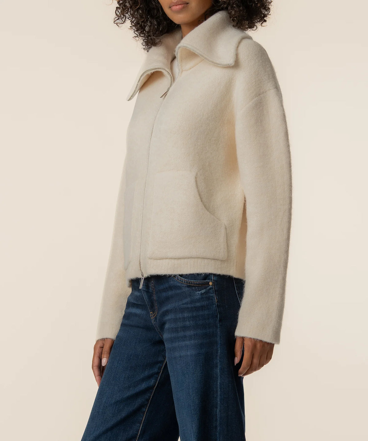 Rue Zip-Up Sweater Knit Jacket by Kut from the Kloth in Cream