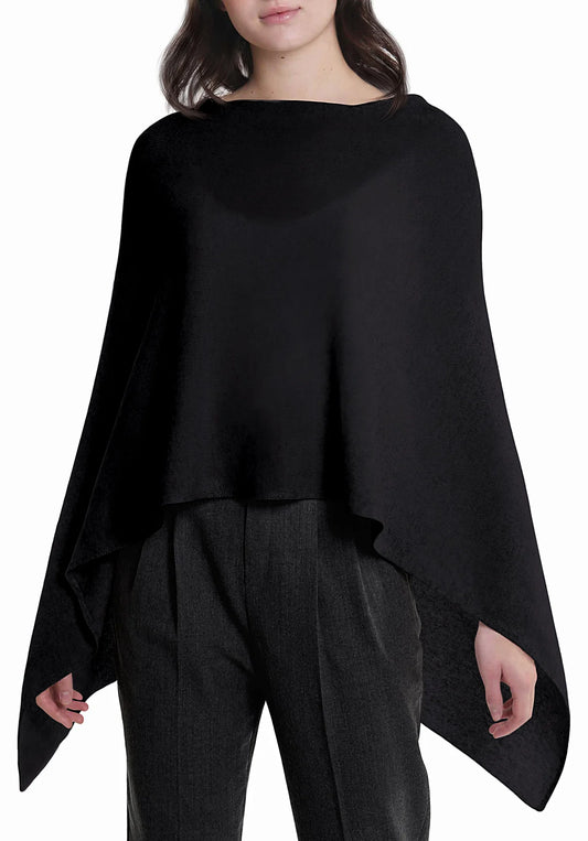 Topper by InCashmere in Black