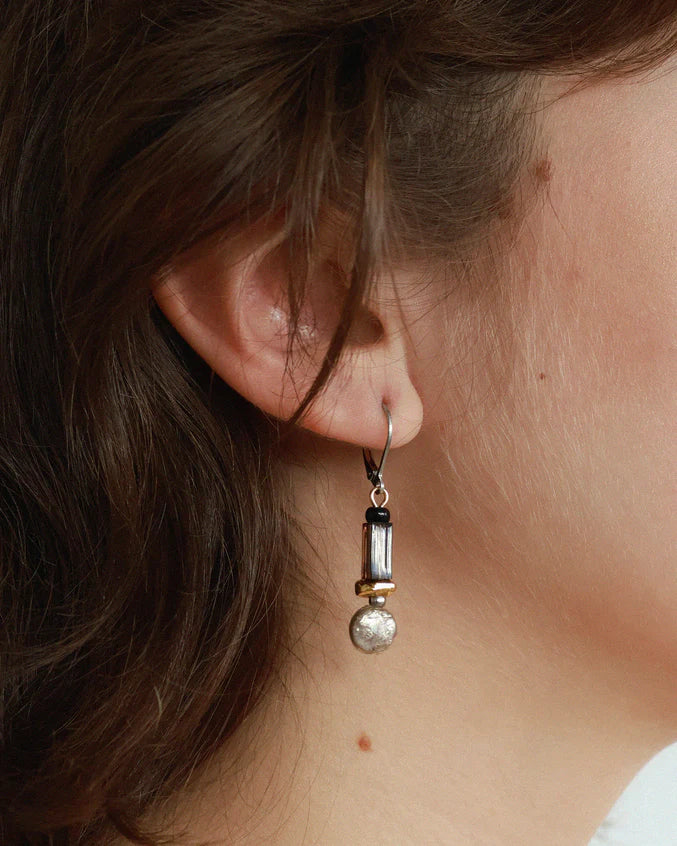Diya Earring by Anne-Marie Chagnon in Ebony